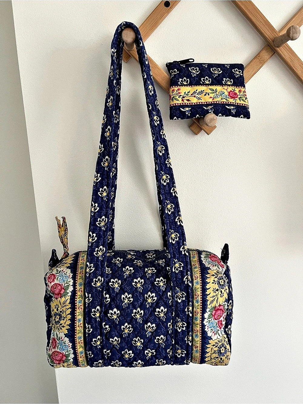 Vera Bradley Vintage Maison Blue Original 100 Bag & Coin Purse